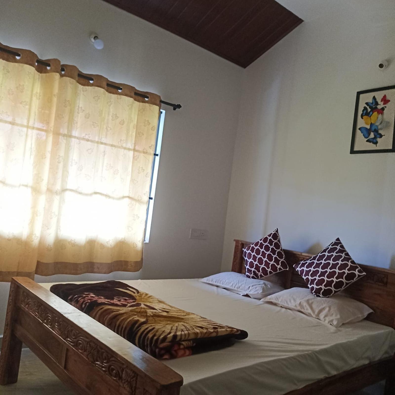 Cloudy Adobe Villa Madikeri Kültér fotó